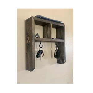 Porte-clés mural en bois, élément de rangement design, conçu pour optimiser l'organisation résidentielle et embellir l'agencement de la maison - Product Image 6