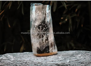 Taza de Cerveza de Cuerno de Buey de la Mejor Calidad, Taza de Cerveza de Cuerno de Buey Tallada a Mano, Grabado, Taza de Cuerno Vikinga Natural para Beber a Bajo MOQ - Product Image 4