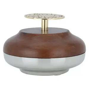 Sucrier Minimaliste de Qualité Export avec Couvercle en Bois Fait Main pour Décoration Intérieure Contemporaine Disponible à la Vente - Product Image 3