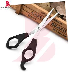 Tijeras de Peluquería Profesionales de Acero Inoxidable con Mango de Plástico Negro, Producto de Primera Calidad, Suministro OEM - Product Image 4