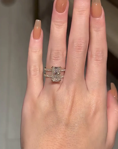 Anillo de Compromiso Vintage de Aleación Chapado en Oro de 18K con Diamante de Corte Radiante y Halo, con Certificado IGI, para Joyería Nupcial de Boda para Mujer - Product Image 1