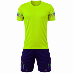 Maillots de football premium du Pakistan à col en V 2026 – Tenues de football vintage pour équipes et joueurs - Product Image 5