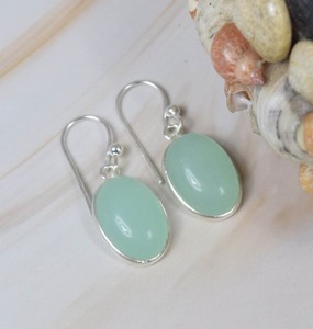 Boucles d'oreilles pendantes ovales en calcédoine aqua naturelle, faites à la main, en argent sterling 925, vente en gros - Product Image 2