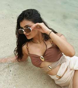 Ensemble Baobab Sabana : Haut de bikini Baobab Twist Cut-out, Jupe longue drapée Baobab ou Jupe Sarong à nouer, Ensemble de accessoires dorés Baobab Resort - Product Image 2