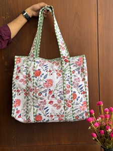 Women's Colorful Floral Quilted Tote <b>Bag</b> Quilted Cotton Tote <b>Bag</b> <b>Large</b> Professional High Quality <b>Beach</b> Travel Tote <b>Bag</b> - Product Image 4