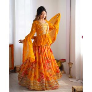 SP Designer Lehenga Choli jaune à imprimé numérique, taille 42, 1,5 kg, magnifique tenue de soirée pour les occasions de club - Product Image 1