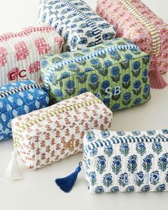 High Quality Floral Cotton Quilted Portable Toiletry Pouches Bridesmaid Gifts Proposal Cosmetic Bag Women <b>Large</b> Capacity - Product Image 1