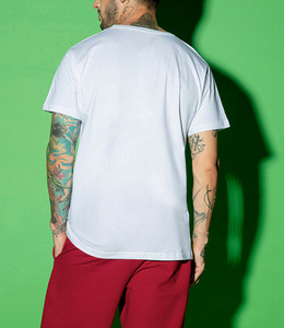 เสื้อยืดพิมพ์ลาย DTF พรีเมียมสำหรับผู้ชาย เสื้อยืดผ้าฝ้ายลายกราฟิกสั่งทำได้ ผู้ผลิตจำนวนมาก เนื้อผ้าระบายอากาศและนุ่มสบาย รับผลิตแบบ OEM และ ODM - Product Image 4
