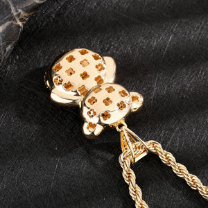 Pendentif Ours en Peluche Plaqué Or, Motif Drapeau Américain, Micro-Pavé Moissanite, Breloque Hip Hop Unisexe pour Fêtes et Usage Quotidien - Product Image 4