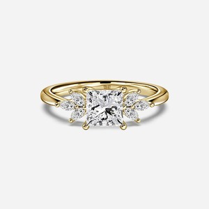 Anillo de Diamantes 3CT Marquise con Piedras Laterales en Forma de Hoja, Oro de 14K, Joyería OEM - Product Image 1