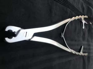 Support de tige lombaire robuste pour chirurgie médicale, instruments chirurgicaux en acier inoxydable CE approuvé, classe manuelle, par Dentavex - Product Image 3