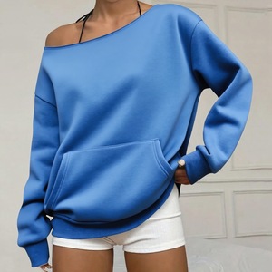 Sudadera OEM al por mayor para mujer, con hombros descubiertos, manga larga, cuello asimétrico, hombro caído, bolsillo canguro, top informal holgado - Product Image 4