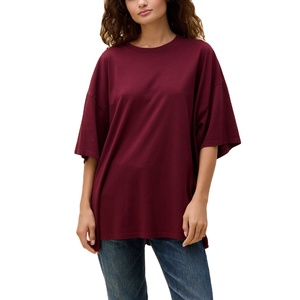 Camiseta de algodón de color sólido para mujer Estilo informal de deportes callejeros con logotipo personalizado Tarifa al por mayor BD - Product Image 1