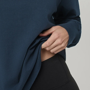 Camiseta Cómoda y Moderna para Mujer, Diseño Minimalista de Color Sólido, con Mangas Largas, Material Relajado y Confortable - Product Image 4