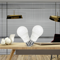 Ampoule LED BOS 6W approuvée par TLC B22 E27 lampe grande économie d'énergie avec corps en aluminium directement fabricant vietnamien pour une utilisation de bureau