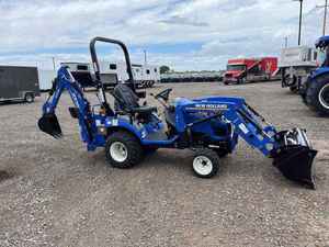 Tracteur Kubota d'occasion à prix abordable, 25-40 CV, diesel, chargeur sur roues et chargeur compact avec chargeurs avant et arrière - Product Image 3