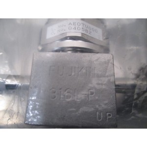 AMAT 0050-02557 FUJIKIN 316L-P, REV P1, VÁLVULA - Equipo y Piezas de Semiconductores de Confianza de Marca Global - Product Image 5