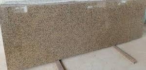 Dalle de granit Desert Gold découpée sur mesure pour plan de travail de cuisine et façade de bâtiment - Product Image 3