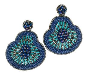 Pendientes Personalizados con Cuentas y Detalle Bordado, Joyería Artesanal con Cuentas de Semillas para Festivales, por MD HANDICRAFTS - Product Image 1