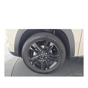 2023 Chevrolet (GM Daewoo) Trax 1.2 ACTIV with Automatic Gearbox Leather Seats Rear Camera 2,524 km Left Steering - Product Image 4