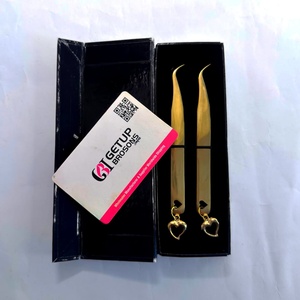 Pinzas para Pestañas de Plasma Doradas GETUP BROSONS, Punta Suave de Precisión, Empaque en Caja con Diseño de Corazón - Product Image 2