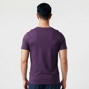 T-shirt ajusté pour homme personnalisé - Coton de haute qualité, couleur unie, style décontracté avec logo personnalisé en violet élégant - Product Image 4