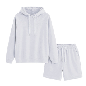 Ensemble de survêtement décontracté deux pièces en coton respirant pour femme, avec sweat à capuche et short, idéal pour l'entraînement et le sport, en maille respirante - Product Image 5