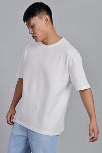 T-shirts blancs unis surdimensionnés personnalisables avec logo, respirants, à manches courtes, pour le sport et l'entraînement, pour garçons, parmi les plus vendus - Product Image 2