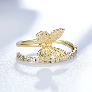 ZAWO HOUSE Joyería de Moda, Diseño Moderno, Joyería para Mujer, el Mejor Regalo, Anillo de Mariposa Chapado en Oro con Diamantes de Circonio y Plata de Ley 925 - Product Image 1