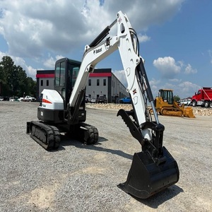 Mini-excavatrice Bobcat E50 pour applications d'excavation, avec des performances fiables et une conception compacte. - Product Image 4