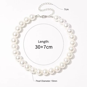 Collier pour chien en acrylique scintillant, style vintage, avec perles, réglable, doux et confortable pour animaux de compagnie - Product Image 1