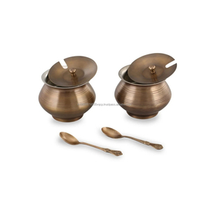 Pot à huile de ghee en laiton antique avec cuillère, pot de rangement en laiton recouvert de tôle avec couvercle - Product Image 2