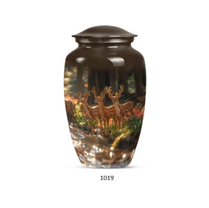 Urna funeraria para cenizas de ciervo, urna para cenizas de seres queridos con diseño de ciervo, urna conmemorativa hecha a mano para cenizas de adultos. - Product Image 1