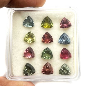 Turmalina natural multicolor con corte trillón de 6 mm, piedra preciosa para la fabricación de joyas, certificada por IGI. - Product Image 3