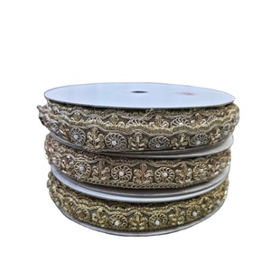 Bordure brodée de sequins tissés sur mesure, design moderne, lavable, écologique, polyester rayonne, couleur personnalisée, pour vêtements, chaussures, maison - Product Image 1