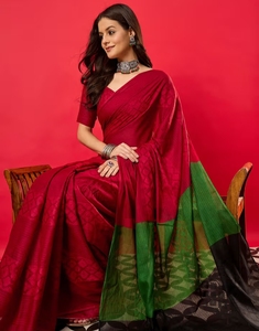 KV Women's <b>Red</b> Cotton Woven Saree With Unstitched <b>Blouse</b> - Product Image 3