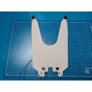 Fourchette robotique en céramique EUGENE TECH 1, utilisée comme pièce détachée pour équipement semi-conducteur d'occasion - Product Image 3