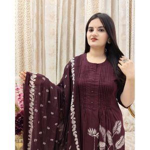 BRODERIE EN COTON IMPRIMÉ FANTAISIE DESSUS DE TRAVAIL AVEC DUPATTA VIN - Product Image 6