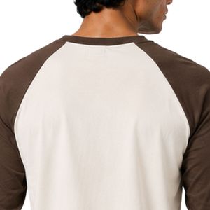 Camiseta de Manga Larga Raglán Blanca y Marrón Chocolate Personalizada para Hombre, Camiseta de Béisbol con Cuello Redondo de Algodón Premium, Ropa Personalizada OEM - Product Image 5
