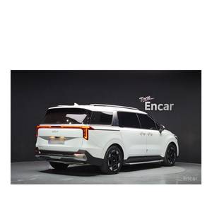 Kia Carnival Signature 2024 de 7 Plazas con Cámara Trasera, Caja de Cambios Automática, Asientos de Cuero, 25,927 km, Diésel, Volante a la Izquierda - Product Image 2