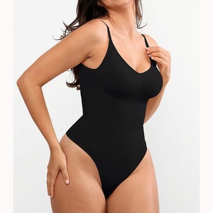 Body sculptant string dos en U pour femme, bretelles spaghetti réglables, sans couture, effet ventre plat, dos nu, idéal sous les robes - Product Image 2