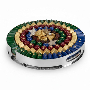Cuenco de metal nórdico hecho a mano con acabado dorado para regalar en ocasiones como el Ramadán, para servir dátiles, frutos secos y chocolate. - Product Image 5
