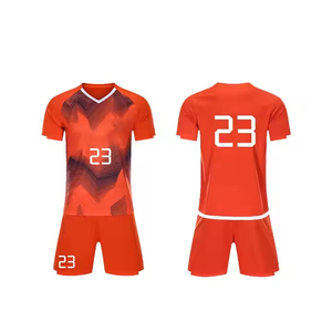 Ensemble de maillots de football vert personnalisé à manches courtes, uniforme de football 100% polyester, séchage rapide, kit d'équipe - Product Image 2