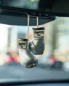 Guantes de Boxeo Miniatura de Cuero Sintético, Decoración para Espejo Retrovisor de Coche, Artículo de Entrenamiento de Boxeo y Karate para Gimnasio - Product Image 1