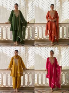 Costume Salwar en coton et soie officiel ALIZEH pour femmes, export Dhwaja, catalogue de vente en gros - Product Image 4