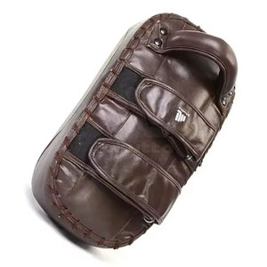 Escudo de Boxeo Protector y Cómodo, Diseño 2026, Cuero Genuino de Alta Calidad, Ecológico, Transpirable y Personalizable - Product Image 5