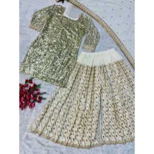 Ensemble chic haut de fête en mousseline et dupatta, manches trois-quarts avec de magnifiques broderies - Product Image 2