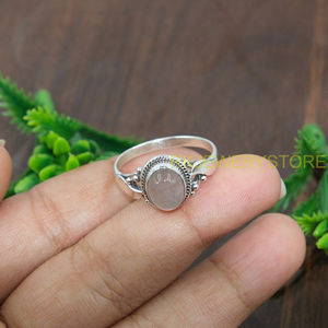 Bague en quartz rose naturel, bague en argent sterling 925, bague au design artisanal, bagues de fiançailles et de mariage pour femmes, cadeau en quartz rose - Product Image 5