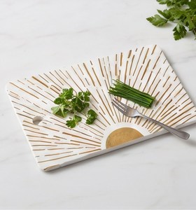 Tabla de cortar rectangular de cerámica con diseño de rayos dorados, apta para lavavajillas. - Product Image 5