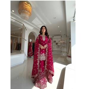 Ensemble haut en soie, palazzo et dupatta pour femme, design tendance, broderie riche, idéal pour le bureau, les fêtes ou comme cadeau - Product Image 1